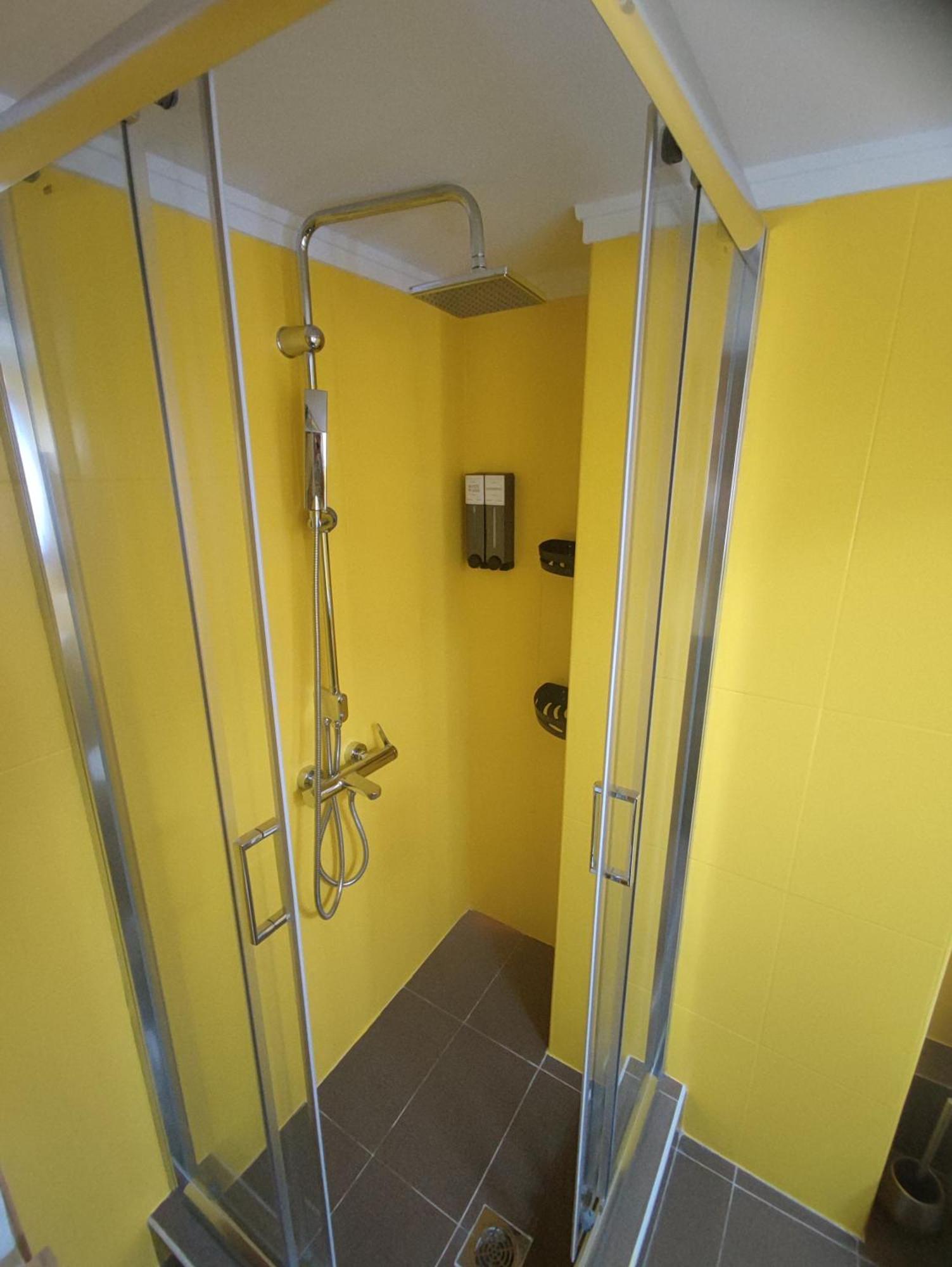 Cozy Apt! Friends & Family - Private Paid Parking Salonicco Esterno foto