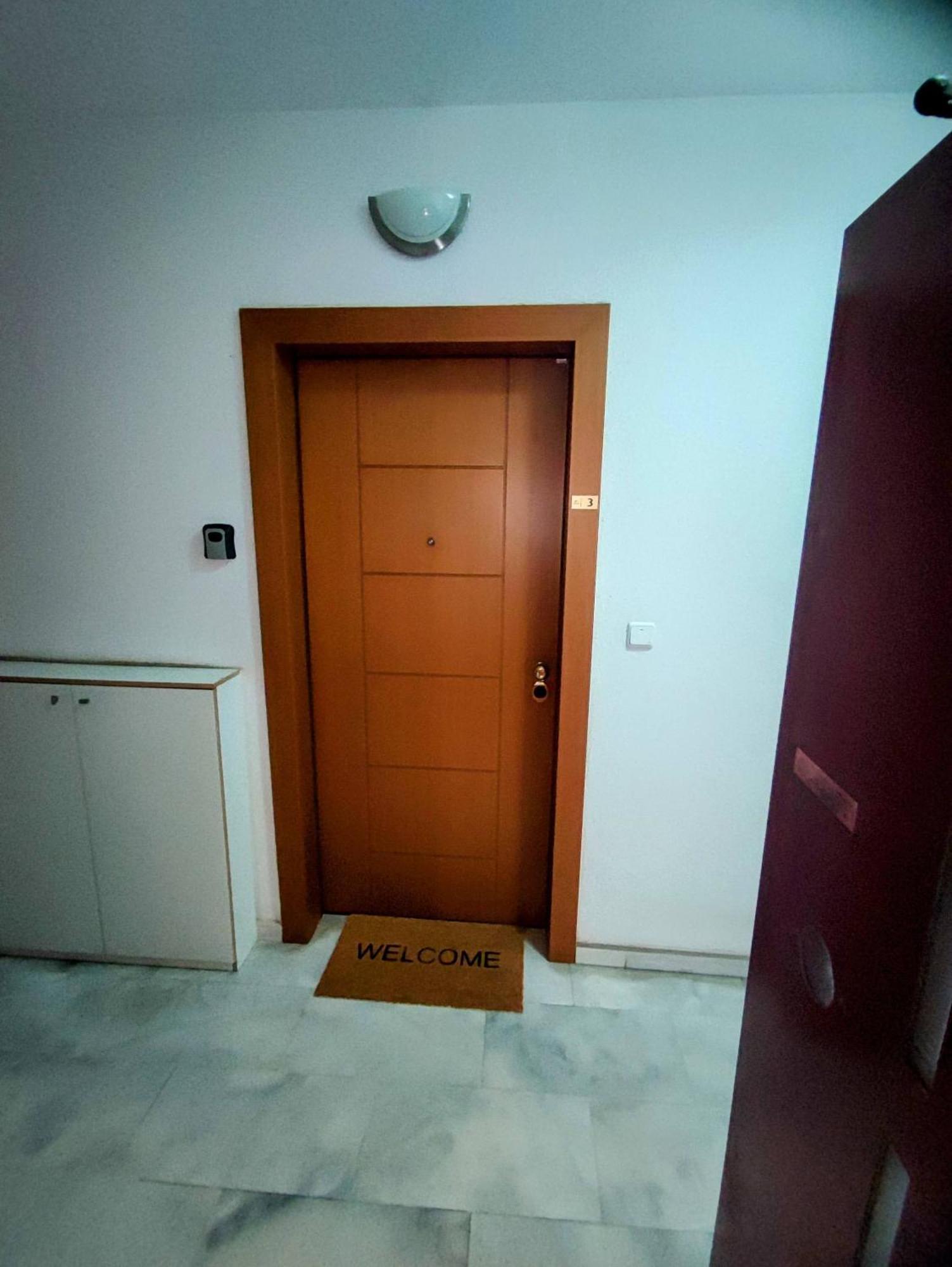 Cozy Apt! Friends & Family - Private Paid Parking Salonicco Esterno foto