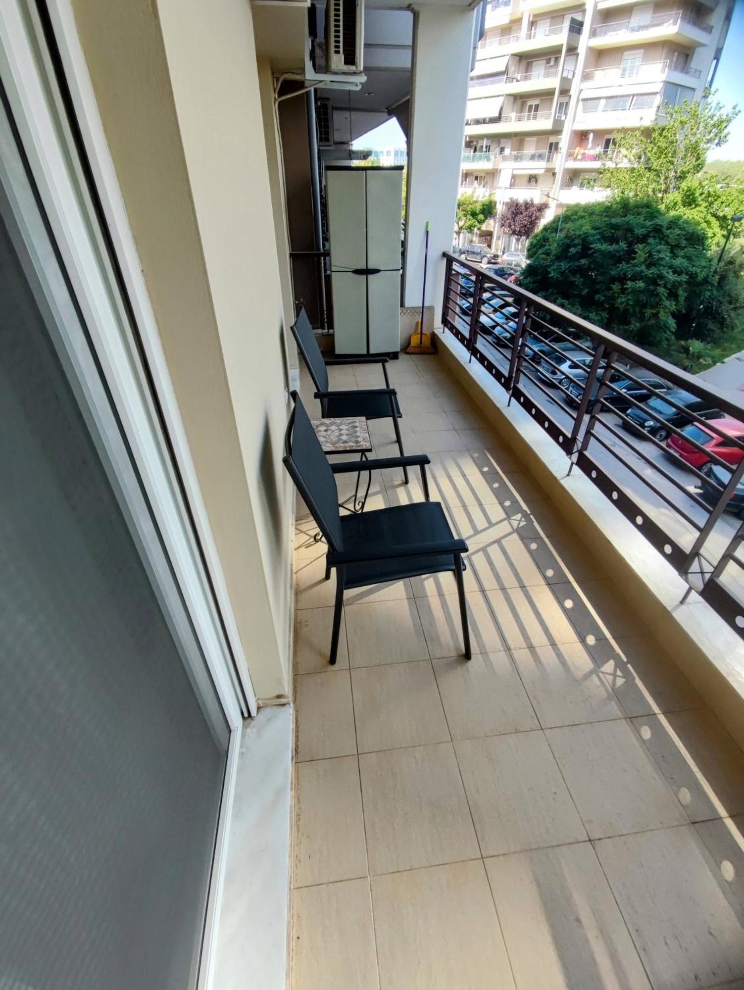 Cozy Apt! Friends & Family - Private Paid Parking Salonicco Esterno foto